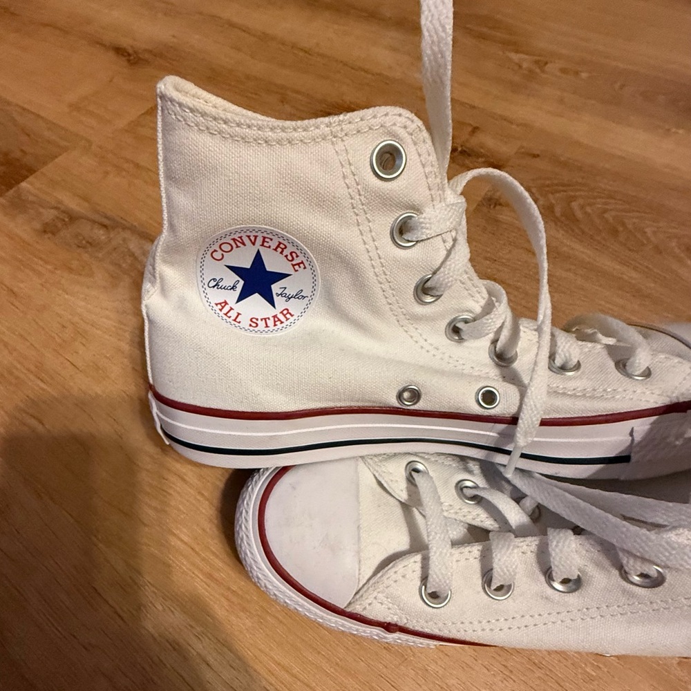 Like New Women's Converse White High-Top Sneakers - Picture 2 of 3